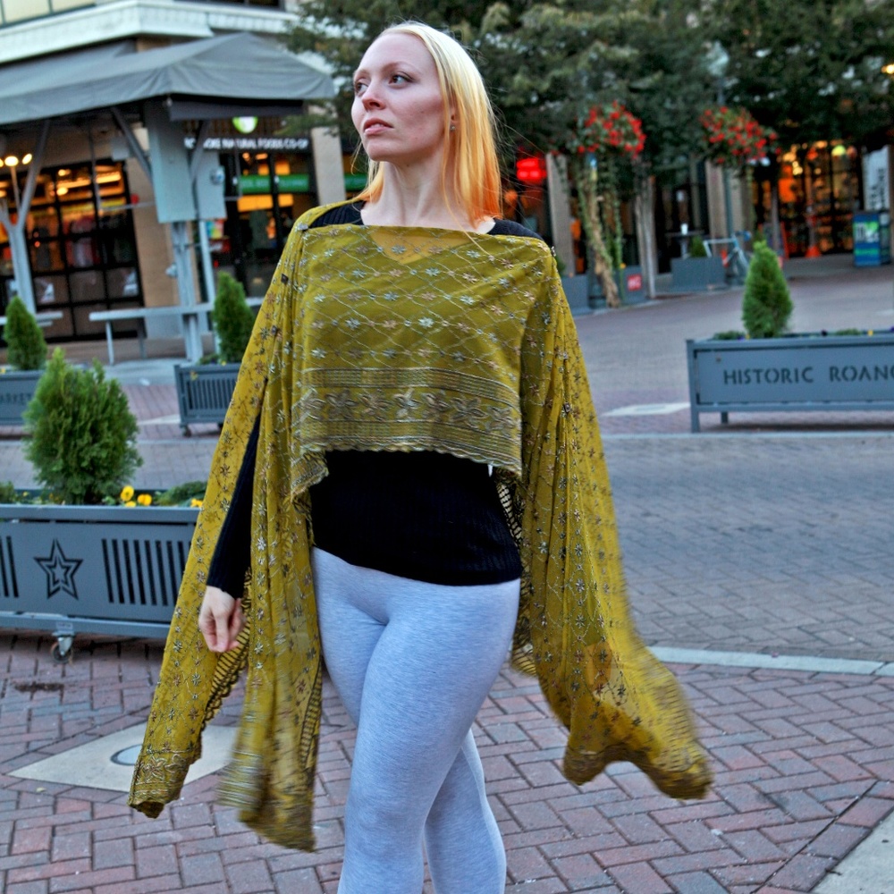 Exclusive, vintage, embroidered Indian wrap!